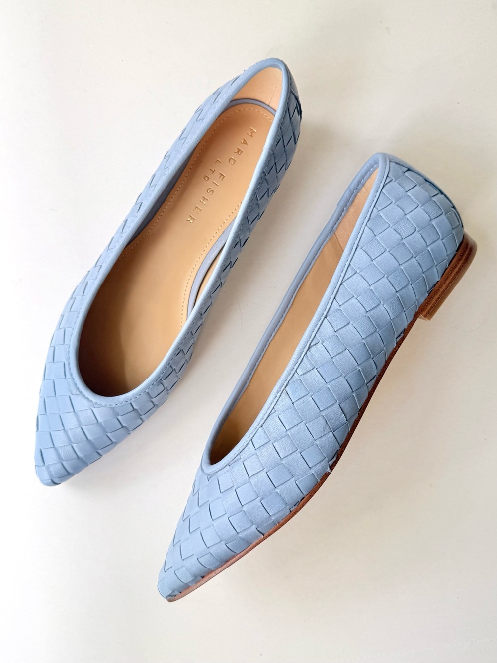 NWOB Marc Fisher Damaris Flat in Light Blue Woven Leather Pointed-Toe 8